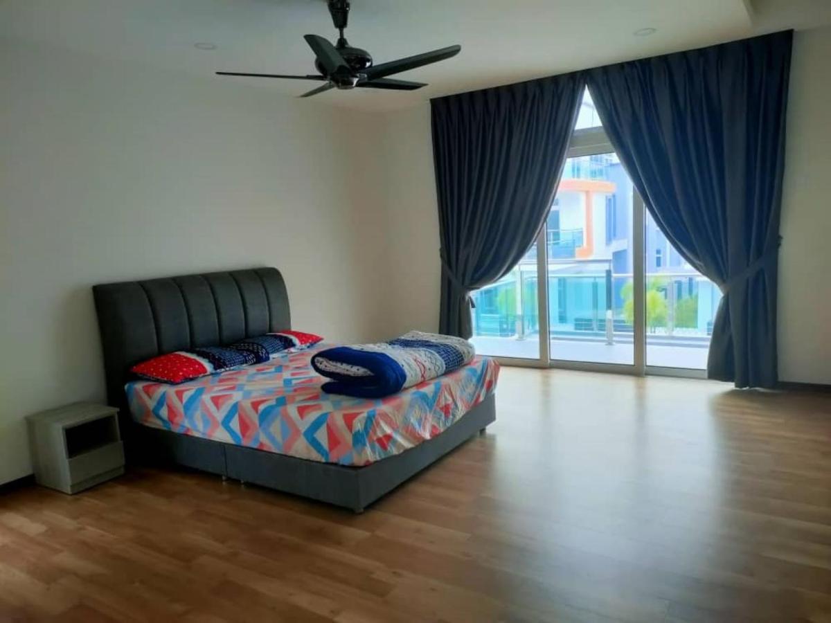 My Home Kayangan Villa Malacca C10 Exteriör bild